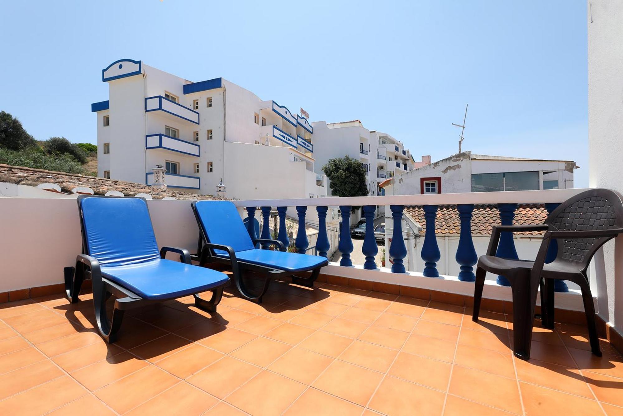 Akisol Apartments In Burgau Budens Exteriér fotografie