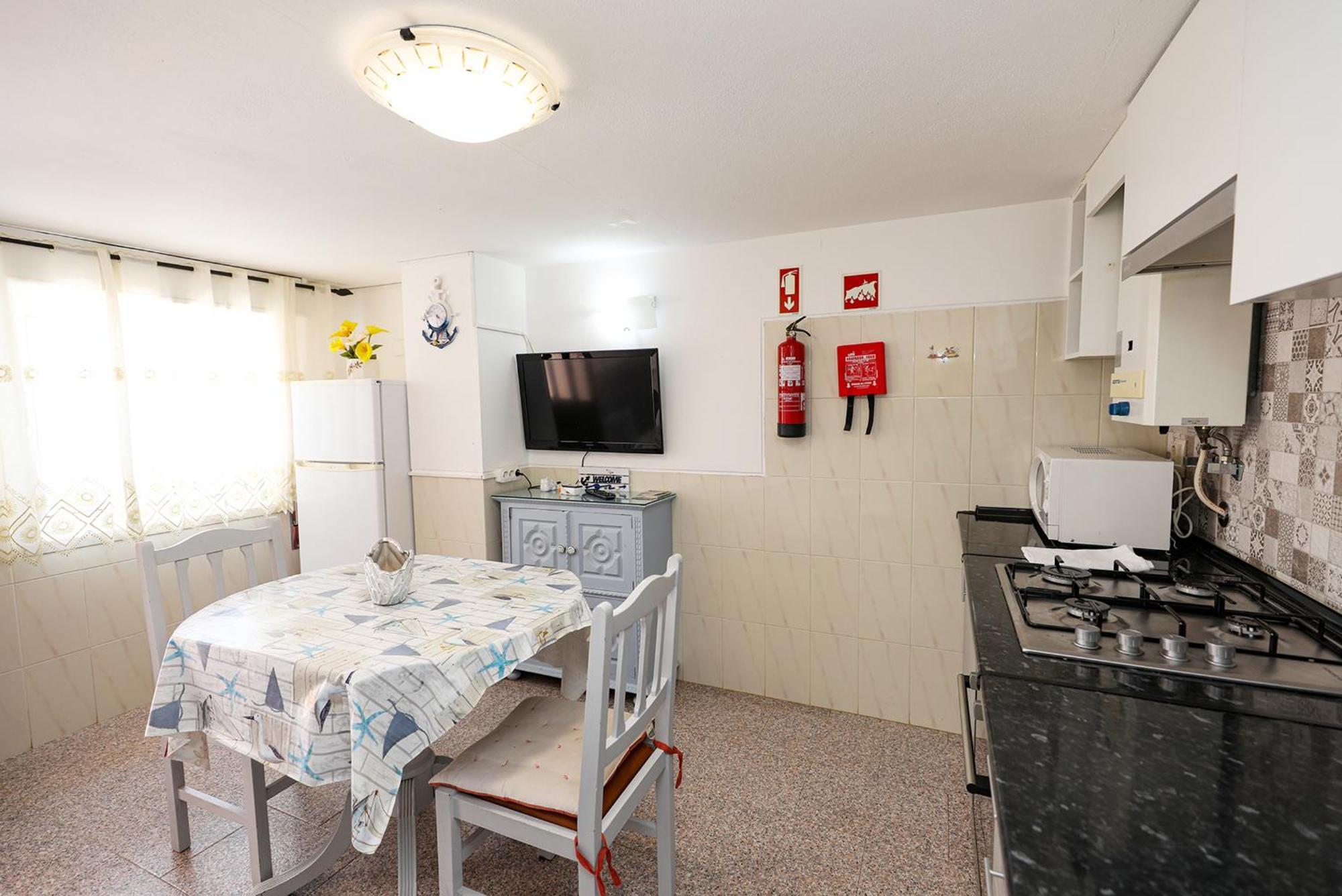 Akisol Apartments In Burgau Budens Pokoj fotografie